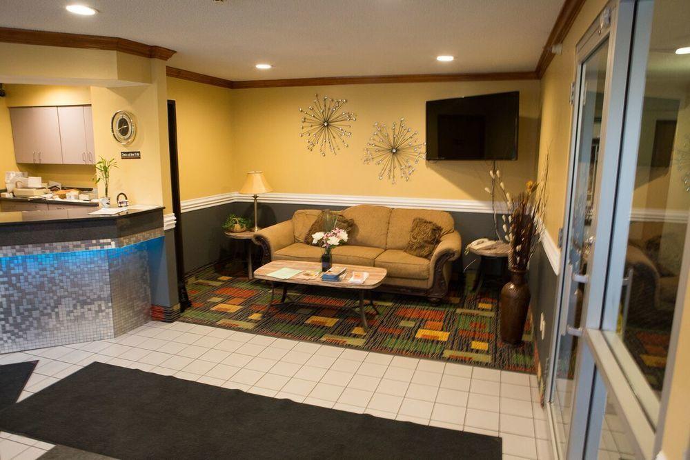 Regency Inn & Suites Anoka Eksteriør billede