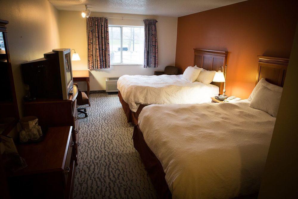 Regency Inn & Suites Anoka Eksteriør billede